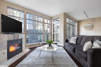 Bellevue Designer 1BD Plus Den 1BA Apartment