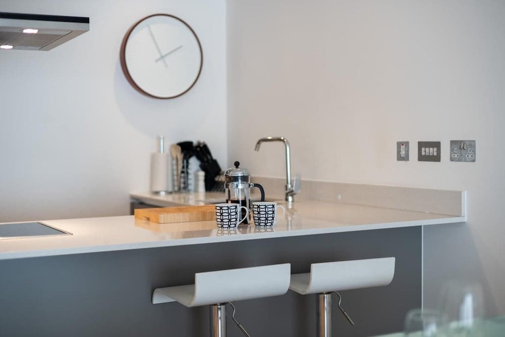 Trendy Queen s Park Home Close to Hampstead