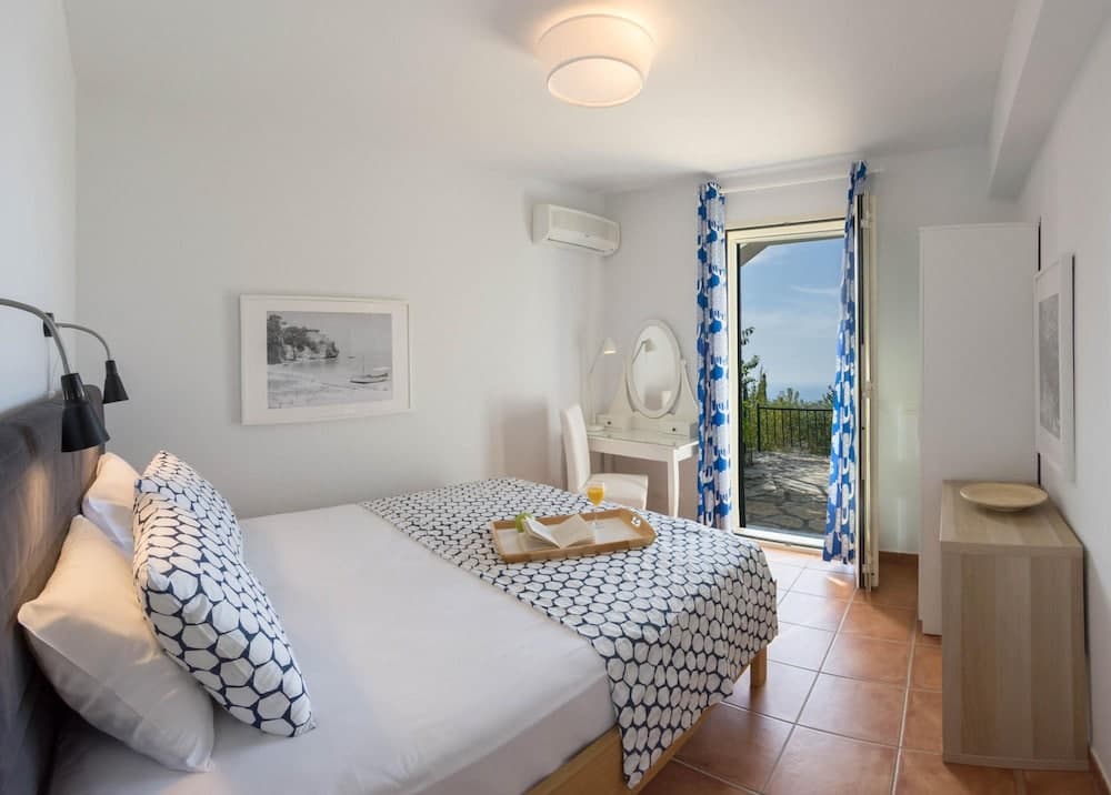 Villa Isola Bella - Agios Nikitas Nature Villas