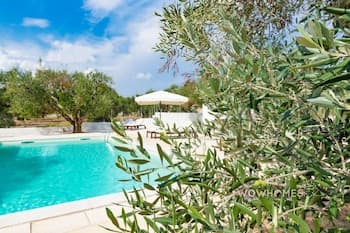 Gorgeous Villa With Private Pool Near the sea