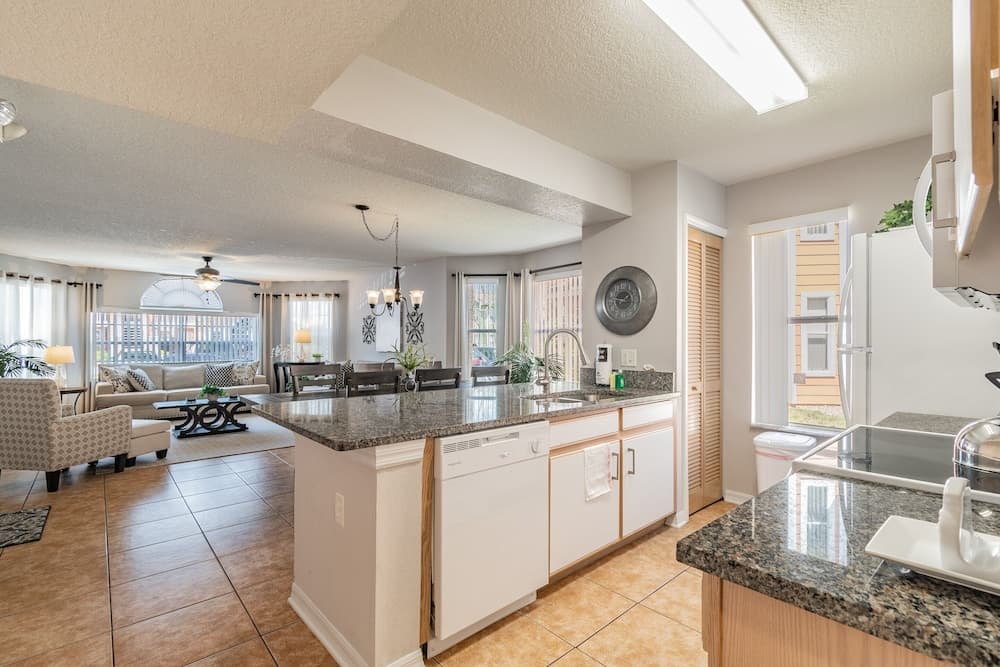 Minutes To Mickey New. Pool. Near Disney