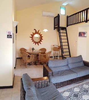 4-bedroom Luxury Villa Near Beach Trou D Eau Douce