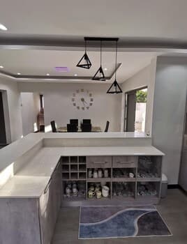 Splendid 4-bedrooms Villa Private Pool Near Beach