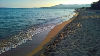 Nea Koroni Retreat - Cozy Seaside Nest