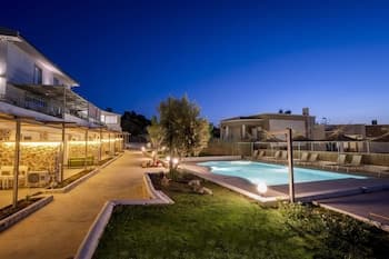 Kos Paradise Garden Retreat-poolside Sunny Stories