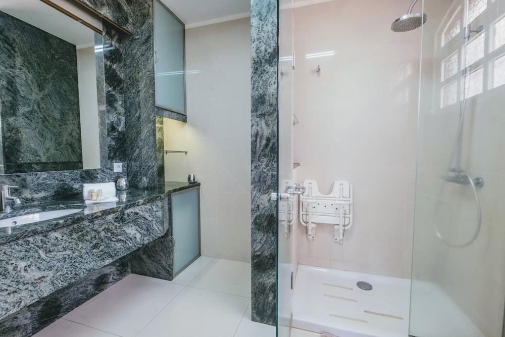 Gem of a House by Madeira Sun Travel