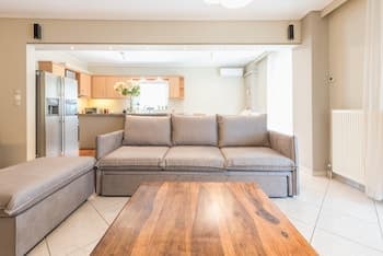 Luxury and Spacious apt for 8 Guests