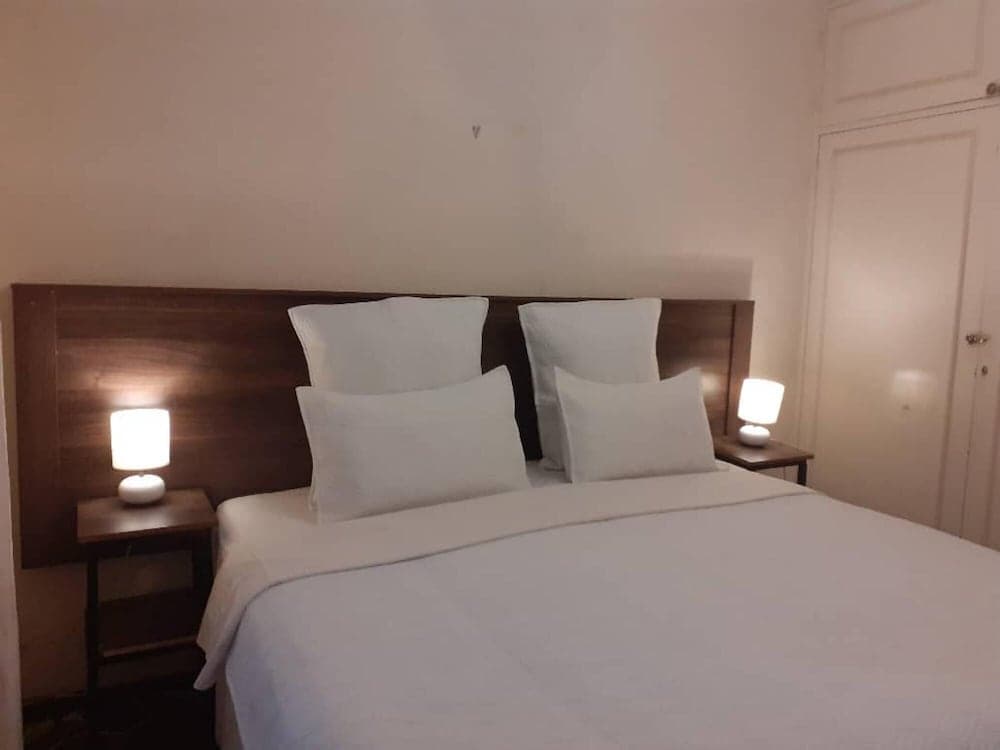 Guesthouse With Green Garden and Pool - 2102