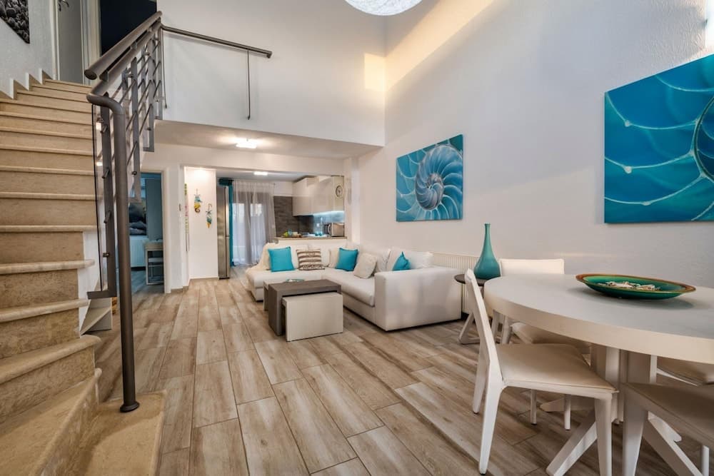 Palmrise Luxury Villas - Maistros Villa