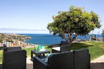 Sea View Villa in Madeira Island