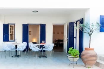 Thanos Luxury Apartment in Spetses