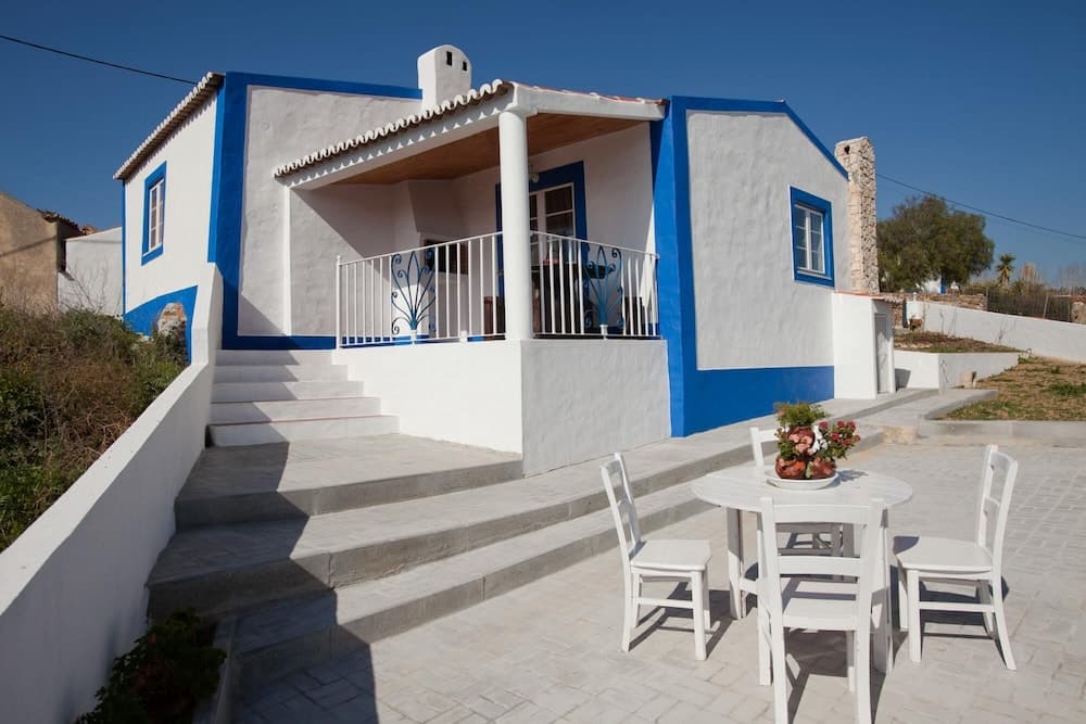 Casa Azul da Relva by Acasadascasas