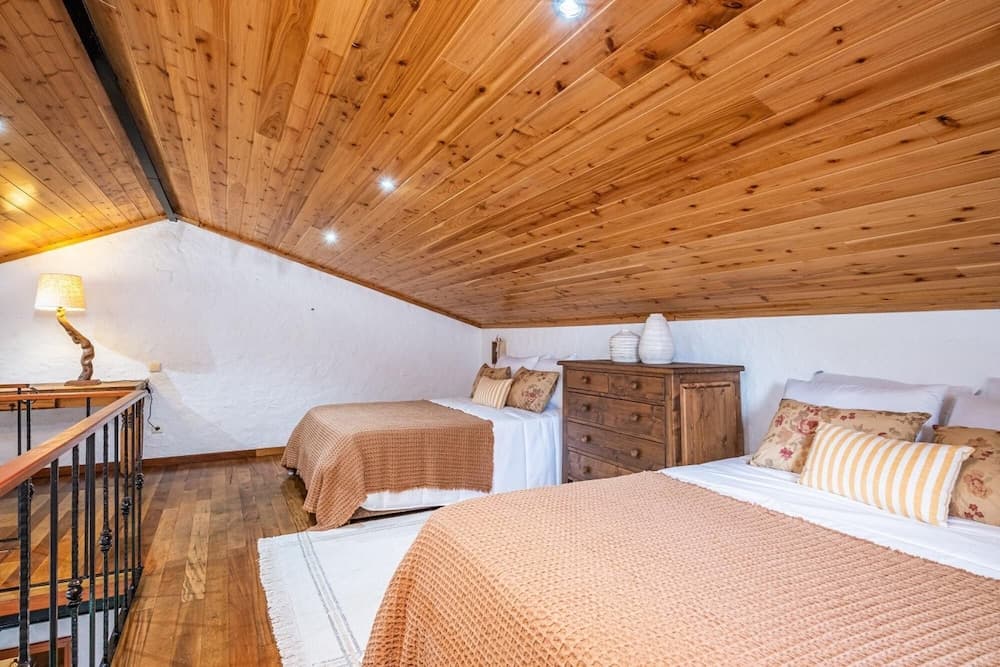 Ivy Cottage by Madeira Sun Travel