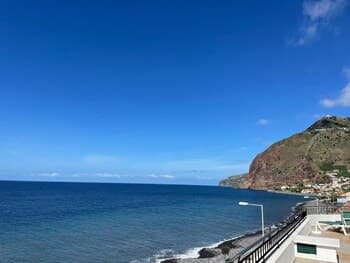 Accommodation Overlooking the Sunset in Madalena do Mar