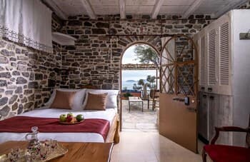 Elena Junior Deluxe Suite by Estia