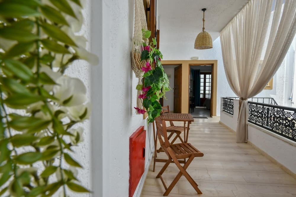 Eva Studios 10 in Agia Pelagia