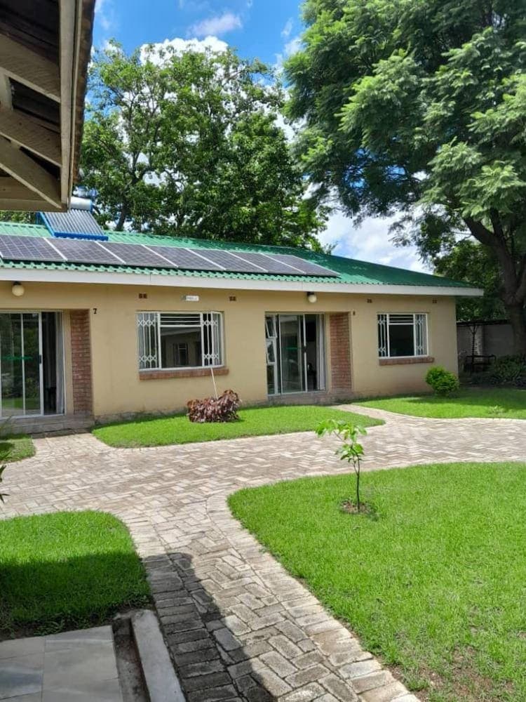 2 Bedroomed Apartment With En-suite and Kitchenette - 2068