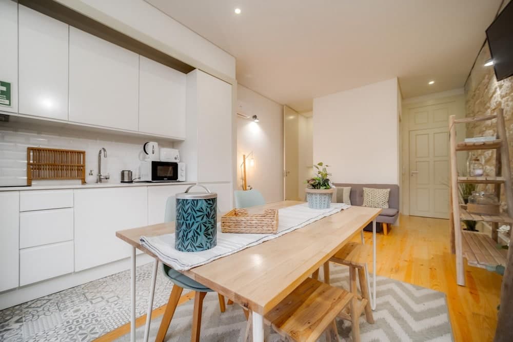 Bonjardim City Flats - Sunny Garden