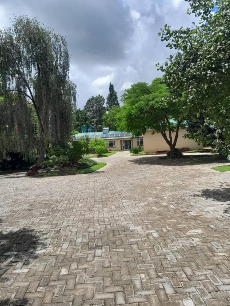 Executive Apartment With 2 Beds Kitchenette - 2072