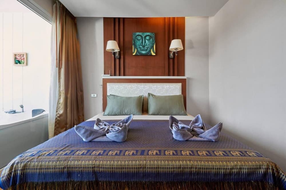 602 10 min to the Beach Sea View Jacuzzi Rooftop Pool