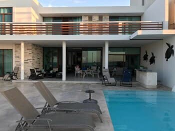 Puerto Paraiso - Yucatan Home Rentals