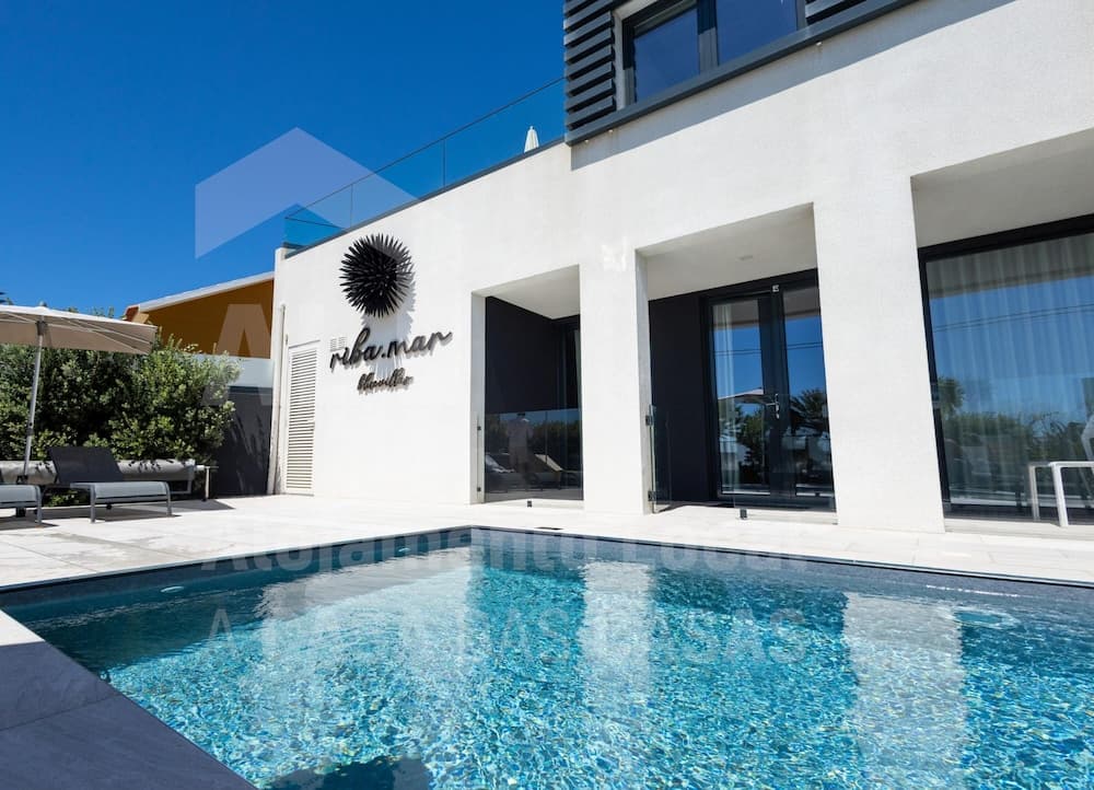 Riba mar Bluevillas 2 by Acasadascasas