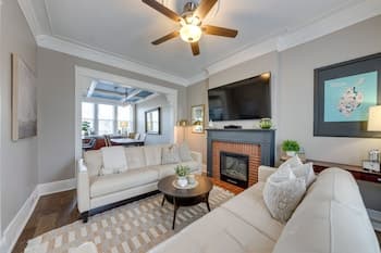 Spacious Home w/ Yard ~ 4 Mi to Downtown St Louis!