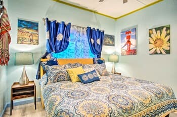 Colorful Bisbee Home w/ Patio ~ 1 Mi to Dtwn!