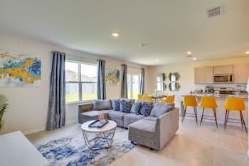 Charming Haines City Home w/ Pool Access!