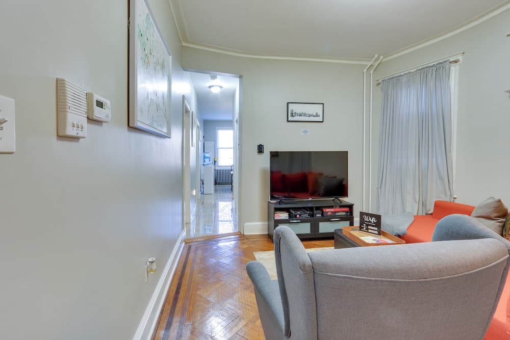 Jersey City Apartment Near Liberty State Park