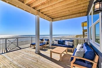 Freeport Beachfront Home w/ Deck, Ocean Views