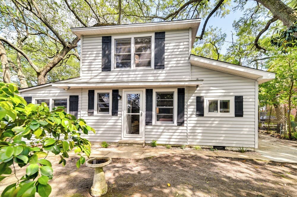 Chic Historic Myrtle Beach Cottage: Steps to Beach