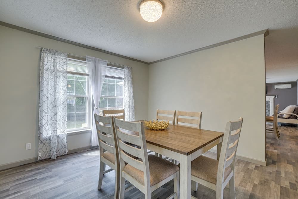 Group-friendly Myrtle Beach House w/ Deck