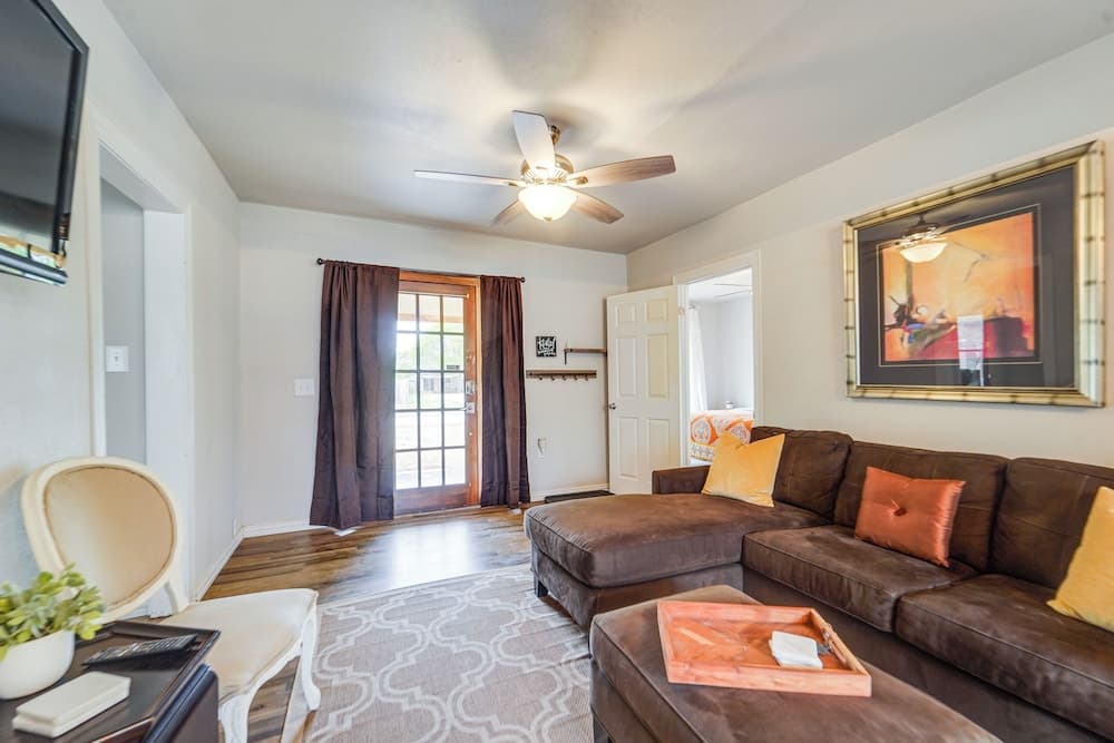 Pet-friendly North Texas Home w/ Spacious Yard!