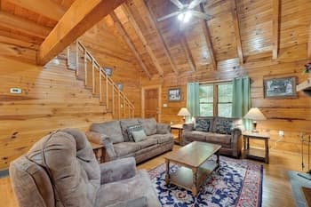 Gatlinburg Vacation Rental ~ 6 Mi to Downtown!
