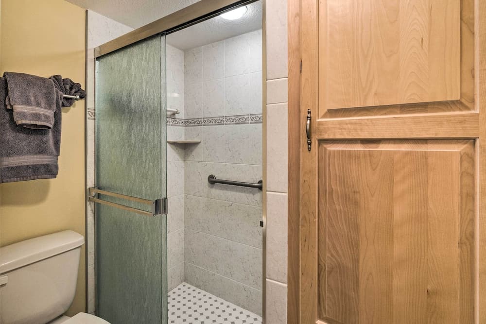 Waterfront Nokomis Condo < Half Mile to Beach!