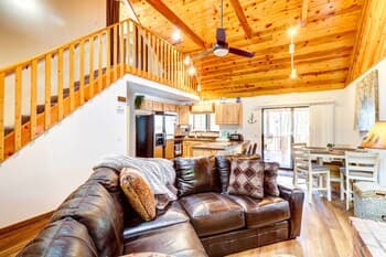 Lakeside Cabin Rental - Close to Hiking