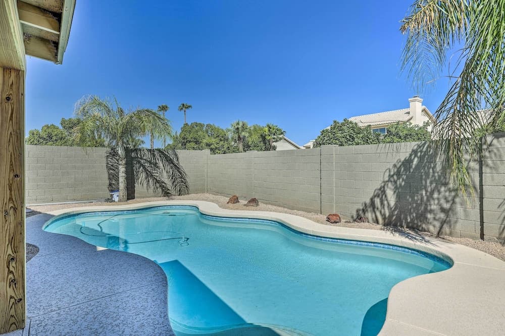 Private Pool & Fenced Yard: Phoenix Home