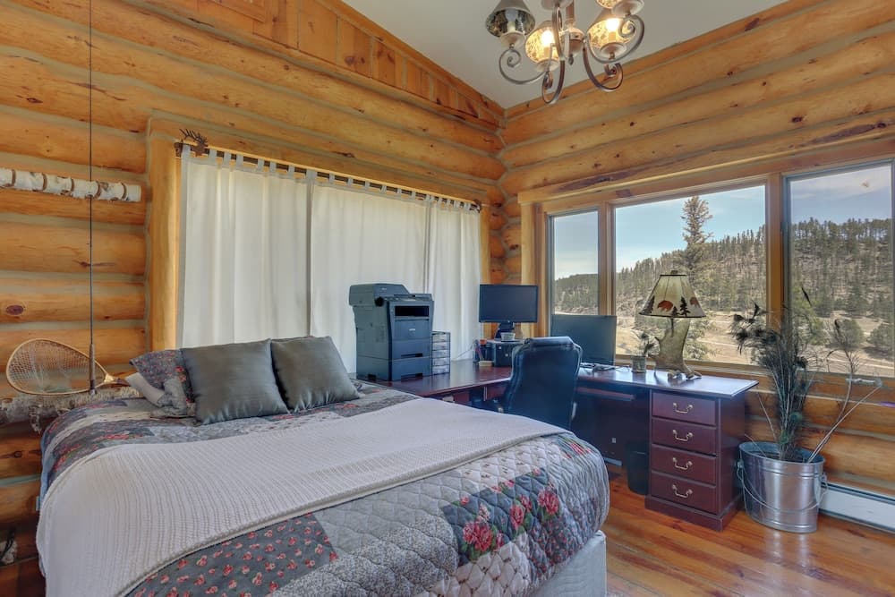 Lead Vacation Rental 16 Mi to Terry Peak Ski Area!