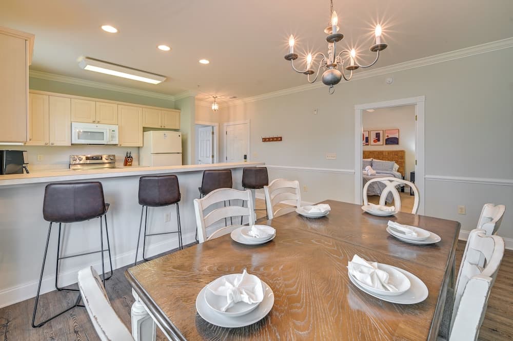 3 Mi to Ocean: Modern Myrtle Beach Vacation Rental
