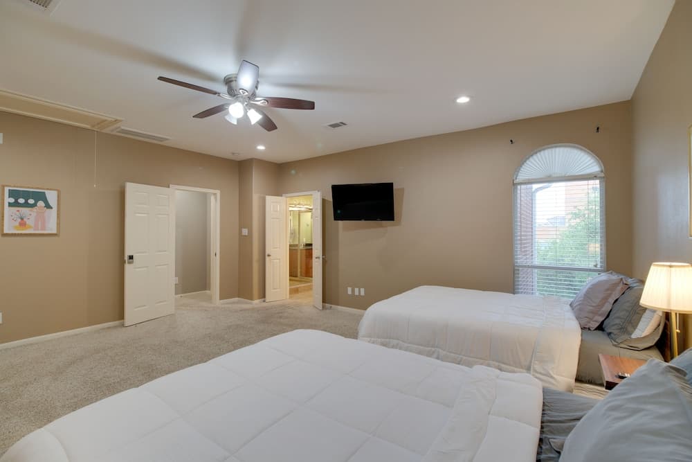 Houston Townhome By George Brown Convention Center