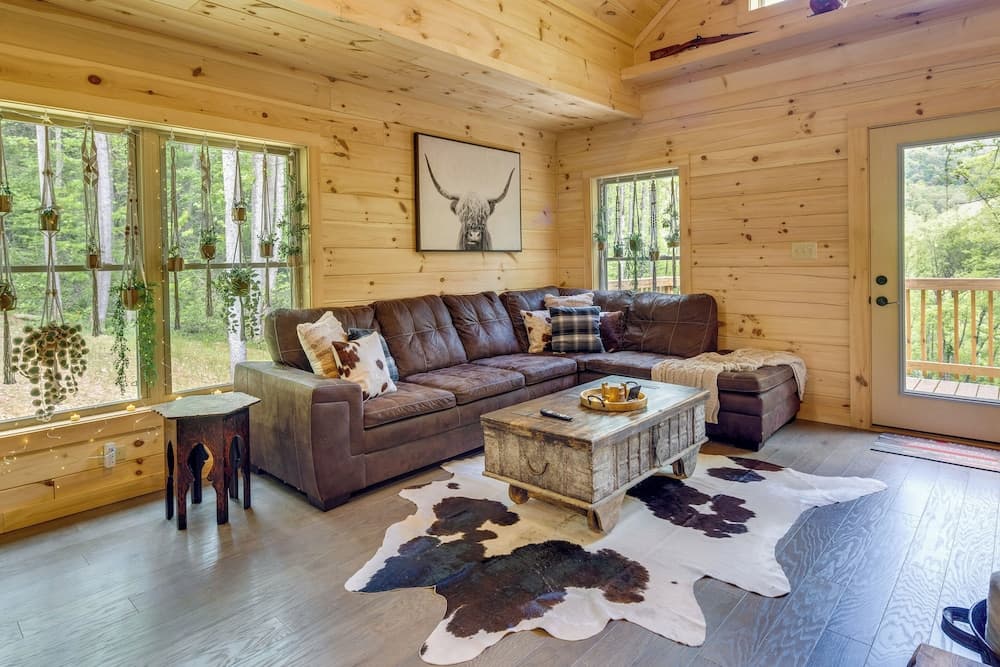 Furnished Deck & Fire Pit: Serene Marshall Cabin!