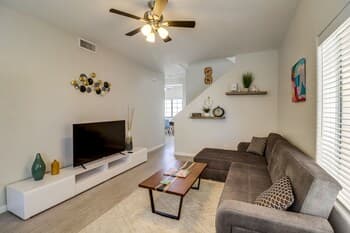 Vacation Rental House 4 Mi to Tempe Diablo Stadium