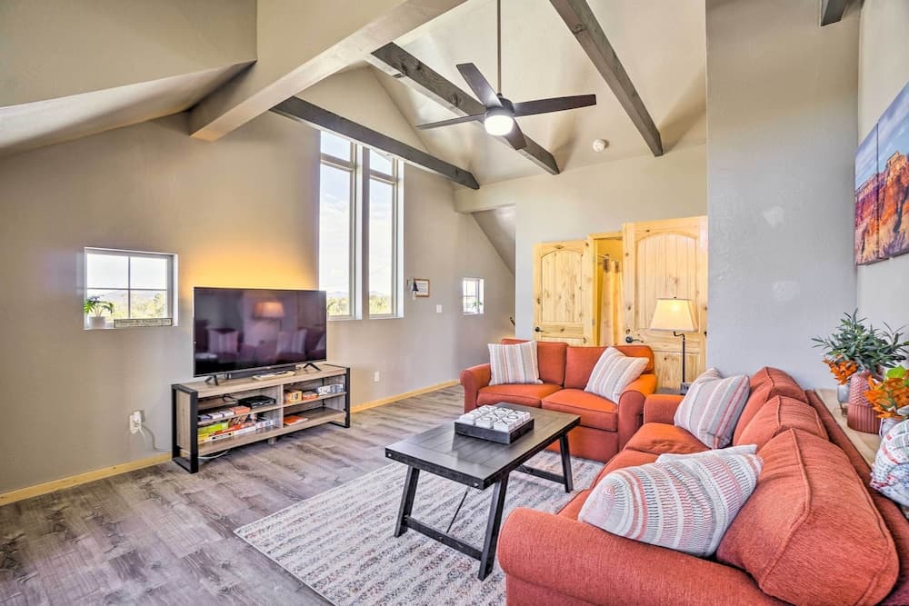 Family-friendly Williams Cabin w/ Gas Grill