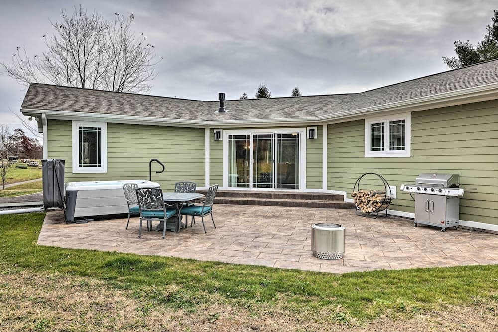 Modern Marlinton Home w/ Hot Tub & Mtn Views!
