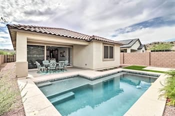 Estrella Bungalow w/ Pool Near Hiking & Golf!