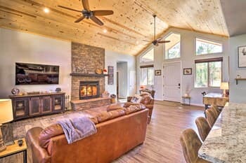 Cozy Lakeside Cabin w/ Hammock, Deck & Grill!