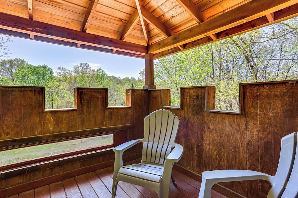 Dreamy Indiana Cabin Rental w/ Shared Amenities!