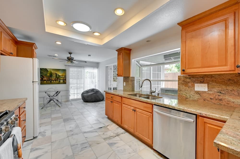 El Cajon Oasis w/ Backyard 17 Mi to Dtwn San Diego