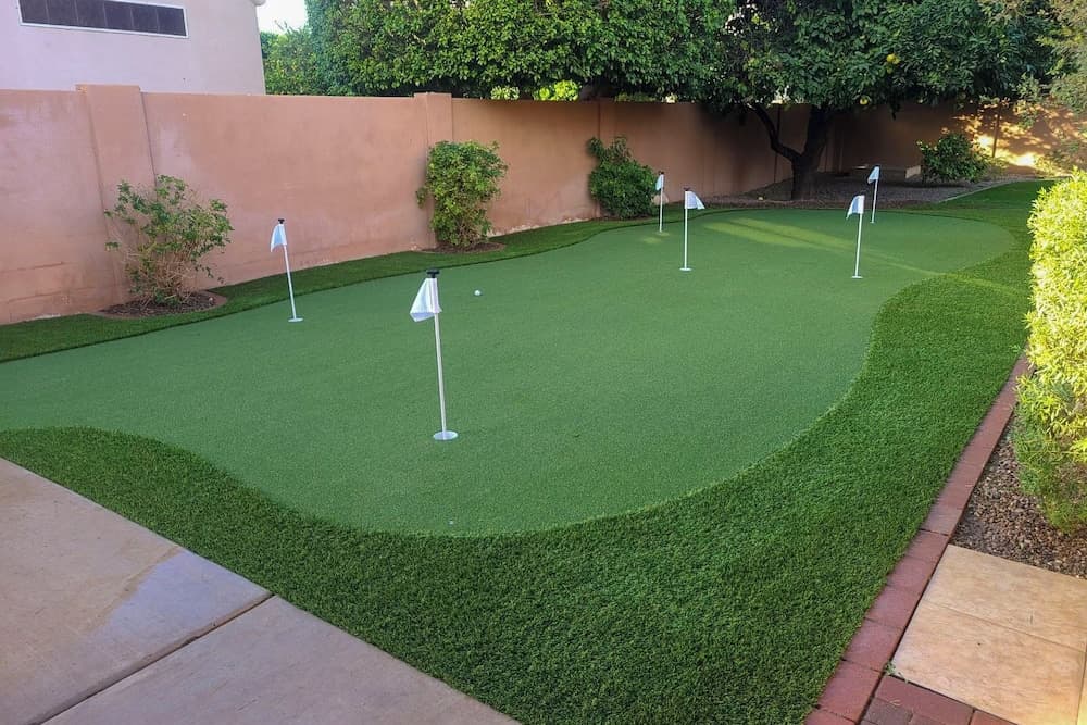 Pool Table, Putting Green: Luxury Oasis in Mesa